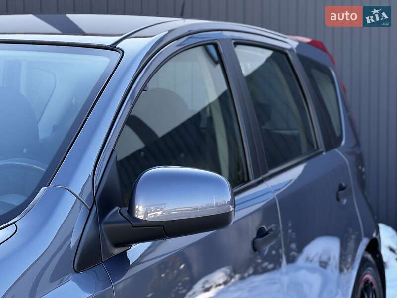 Хэтчбек Nissan Note 2008 в Виннице