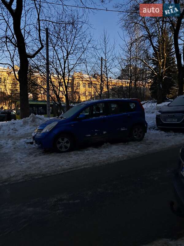 Хетчбек Nissan Note 2008 в Львові