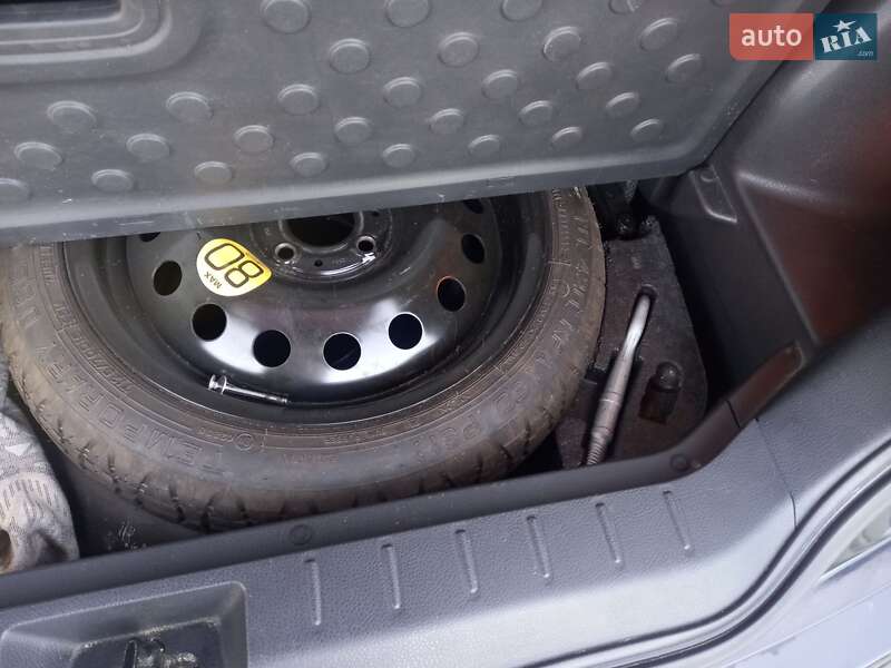 Хетчбек Nissan Note 2008 в Івано-Франківську фото 4 Хетчбек Nissan Note 2008 в Івано-Франківську