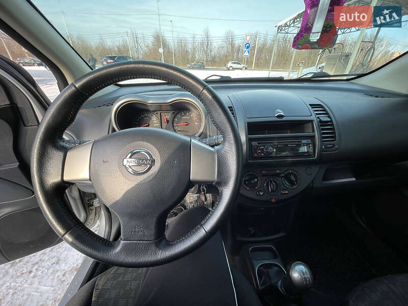 Хетчбек Nissan Note 2008 в Полтаві