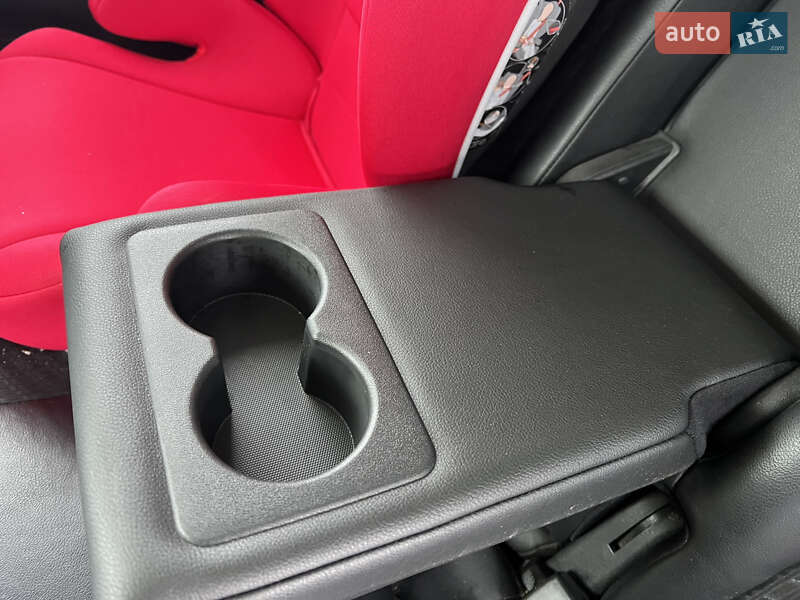 Хетчбек Nissan Note 2014 в Львові фото 15 Хетчбек Nissan Note 2014 в Львові