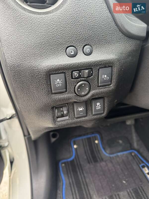 Хэтчбек Nissan Note 2019 в Киеве фото 35 Хэтчбек Nissan Note 2019 в Киеве