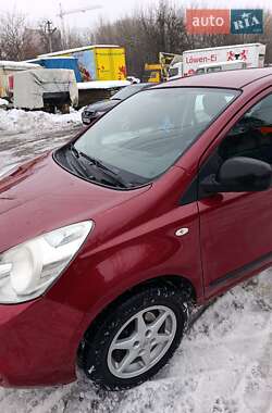 Хэтчбек Nissan Note 2012 в Ровно