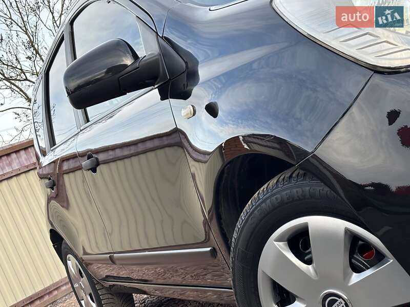 Хетчбек Nissan Note 2007 в Дрогобичі