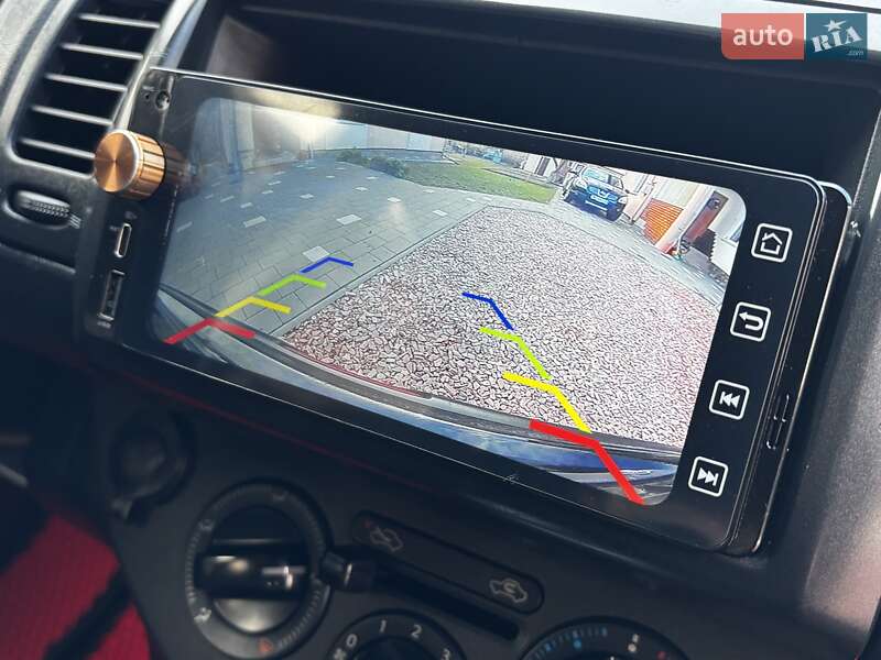 Хетчбек Nissan Note 2007 в Дрогобичі