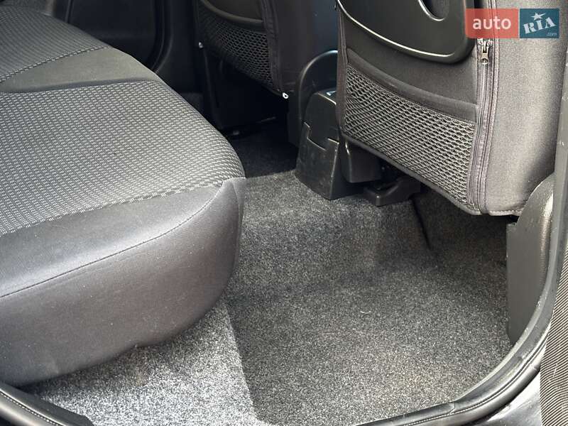 Хетчбек Nissan Note 2007 в Дрогобичі