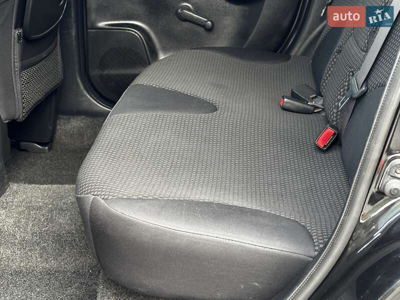 Хетчбек Nissan Note 2007 в Дрогобичі