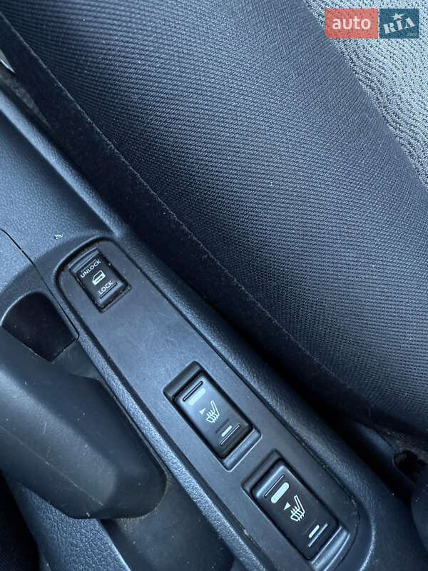 Хэтчбек Nissan Note 2009 в Житомире