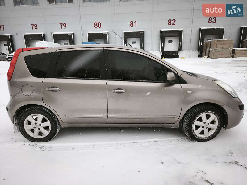 Хетчбек Nissan Note 2006 в Броварах
