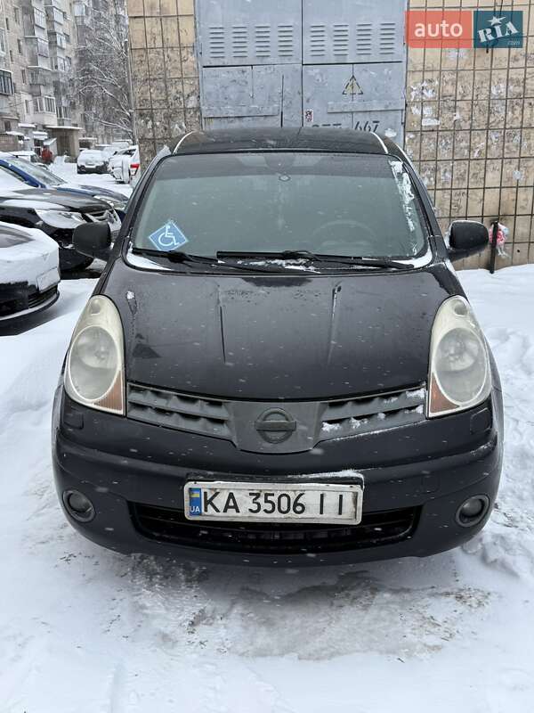 2008 Nissan Note, VIN SJNFCAE11U1258706:plate — фото 1 (autoria)