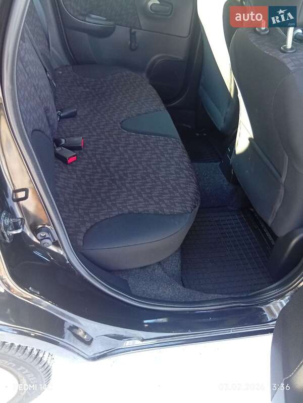 Хэтчбек Nissan Note 2007 в Житомире