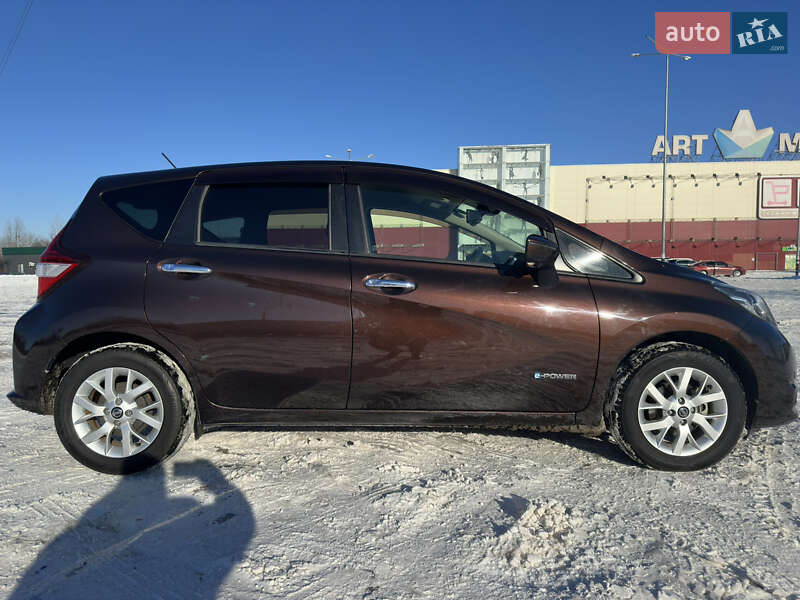 Хэтчбек Nissan Note 2019 в Киеве
