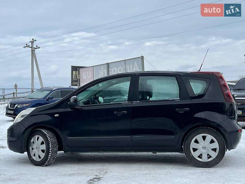 Хэтчбек Nissan Note 2011 в Львове