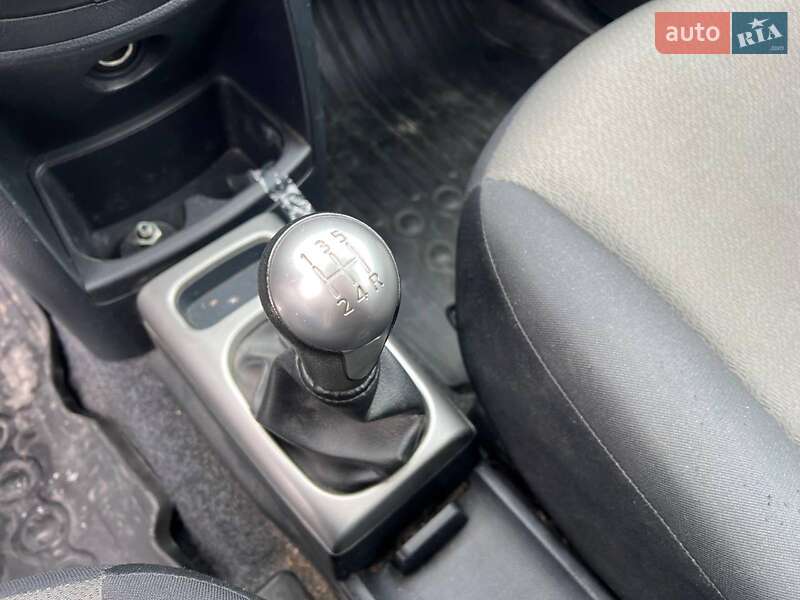 Хэтчбек Nissan Note 2011 в Львове