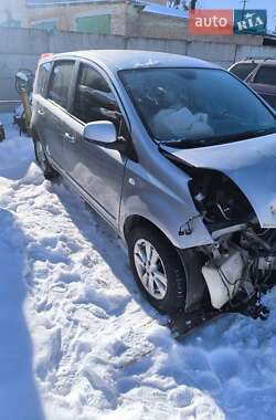 Хэтчбек Nissan Note 2007 в Тараще