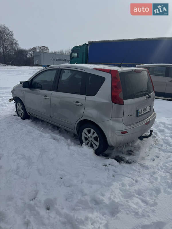 Хэтчбек Nissan Note 2007 в Ровно фото 6 Хэтчбек Nissan Note 2007 в Ровно