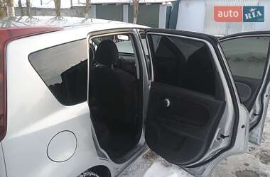 Хэтчбек Nissan Note 2010 в Тернополе