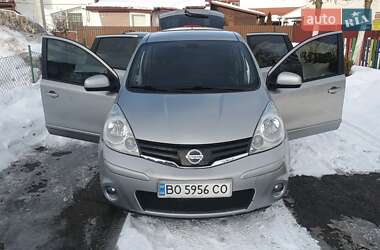 Хэтчбек Nissan Note 2010 в Тернополе