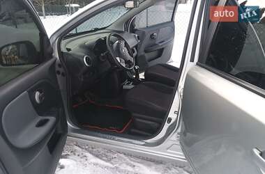 Хэтчбек Nissan Note 2010 в Тернополе