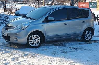 Хэтчбек Nissan Note 2010 в Тернополе