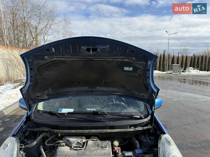 Хэтчбек Nissan Note 2008 в Надворной