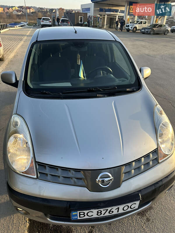Хетчбек Nissan Note 2006 в Дрогобичі