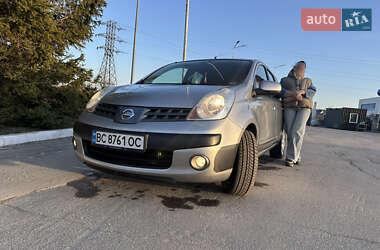 Хетчбек Nissan Note 2006 в Дрогобичі