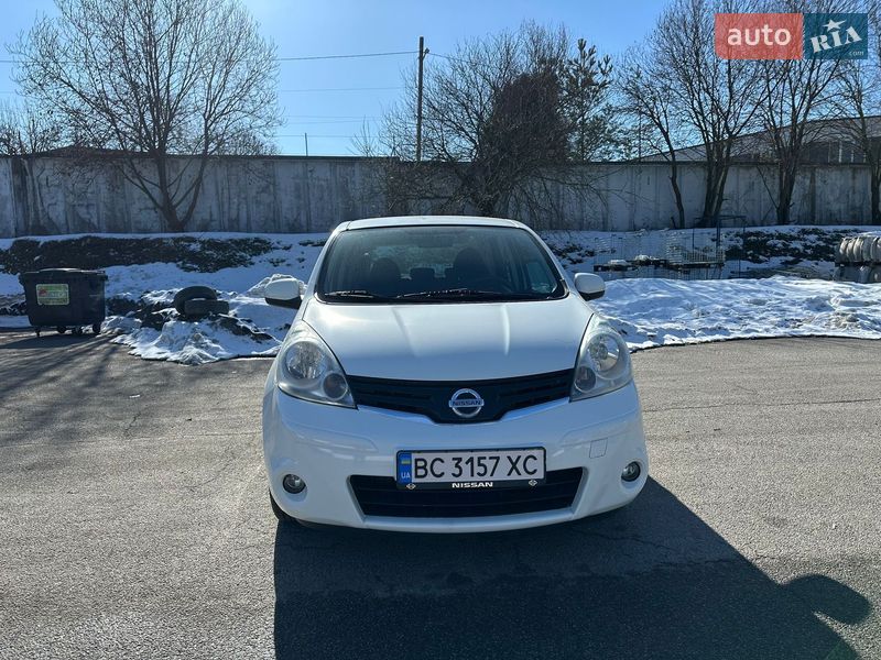 2011 Nissan Note, VIN SJNFCAE11U2132681:plate — фото 1 (autoria)