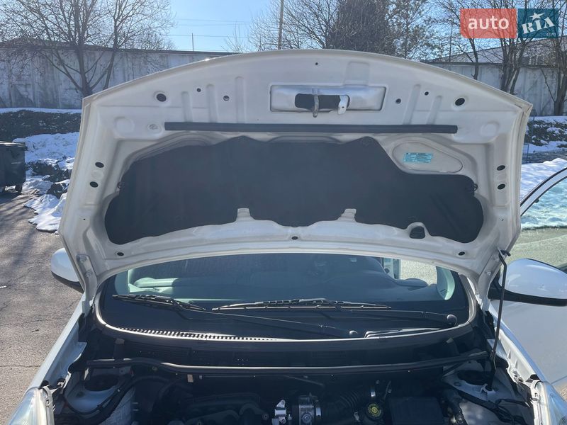 Хетчбек Nissan Note 2011 в Львові