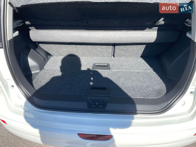 Хетчбек Nissan Note 2011 в Львові