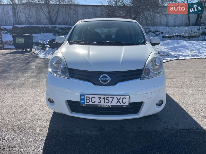 Хетчбек Nissan Note 2011 в Львові