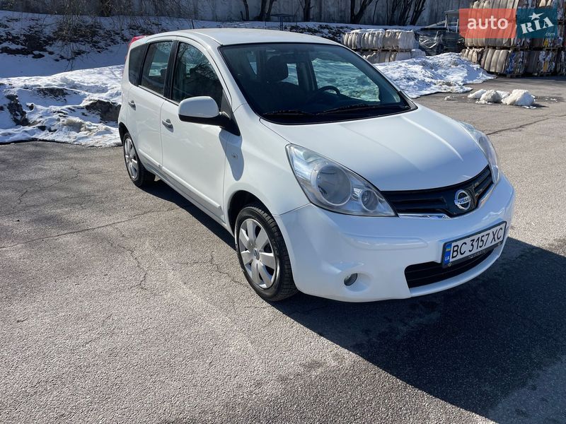 Хетчбек Nissan Note 2011 в Львові