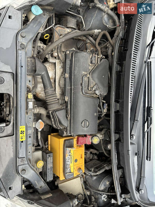 Хетчбек Nissan Note 2010 в Києві фото 9 Хетчбек Nissan Note 2010 в Києві