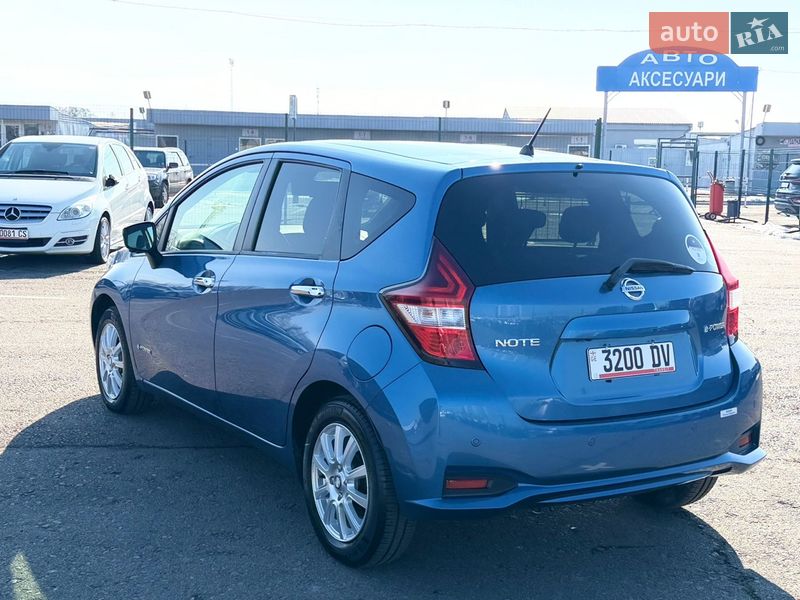 Хэтчбек Nissan Note 2017 в Киеве фото 2 Хэтчбек Nissan Note 2017 в Киеве