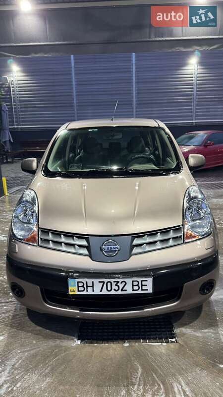 Хетчбек Nissan Note 2006 в Одесі