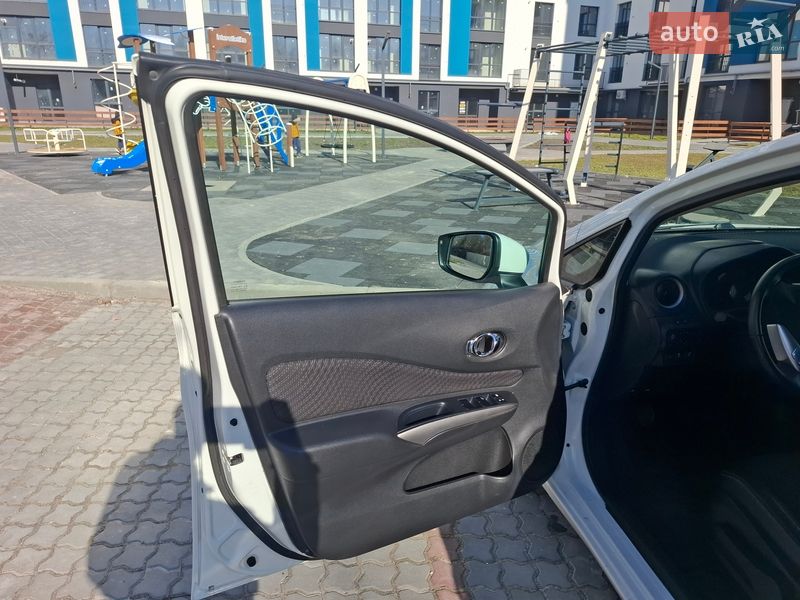 Хетчбек Nissan Note 2013 в Івано-Франківську