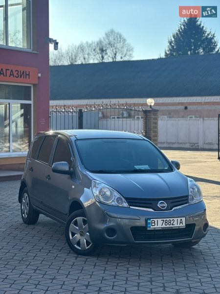 Хэтчбек Nissan Note 2013 в Лубнах
