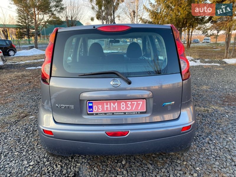 Хэтчбек Nissan Note 2009 в Луцке