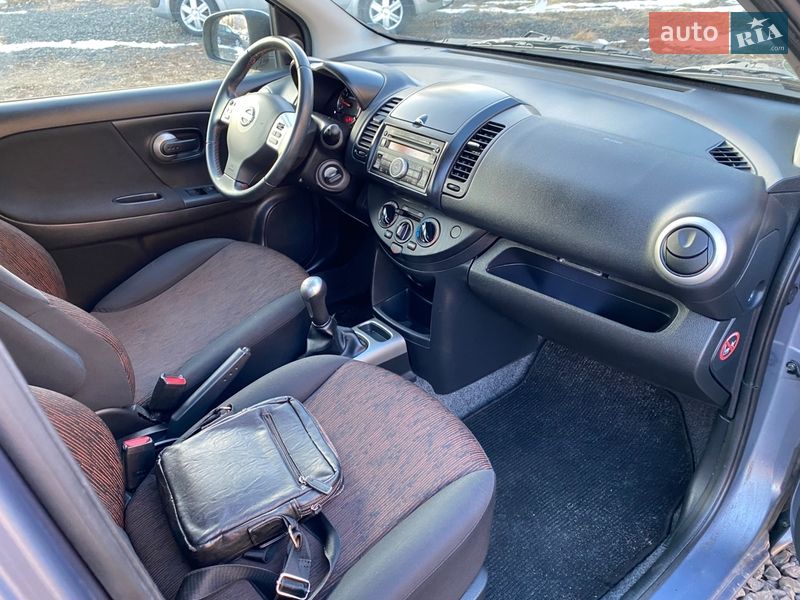 Хэтчбек Nissan Note 2009 в Луцке