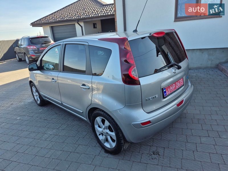 Хэтчбек Nissan Note 2010 в Луцке