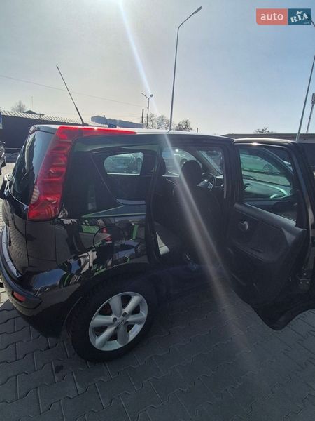 Хэтчбек Nissan Note 2007 в Луцке