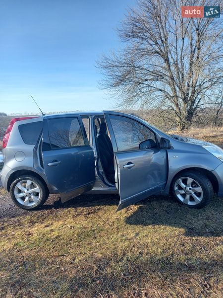 Хэтчбек Nissan Note 2010 в Онуфриевке фото Хэтчбек Nissan Note 2010 в Онуфриевке