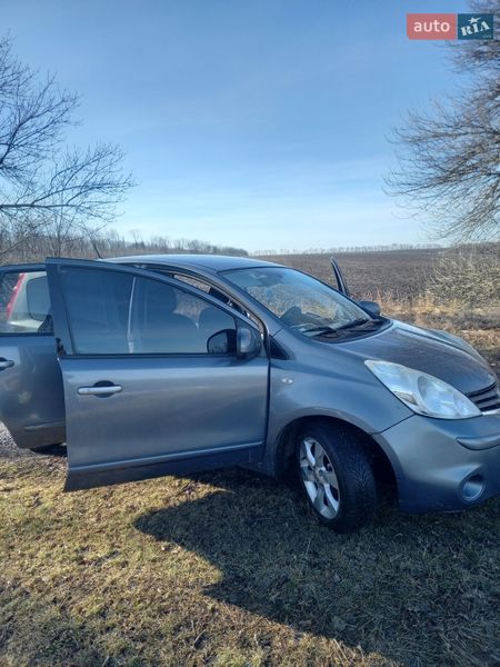 Хэтчбек Nissan Note 2010 в Онуфриевке фото 15 Хэтчбек Nissan Note 2010 в Онуфриевке