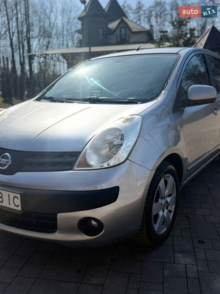 Хетчбек Nissan Note 2007 в Долині