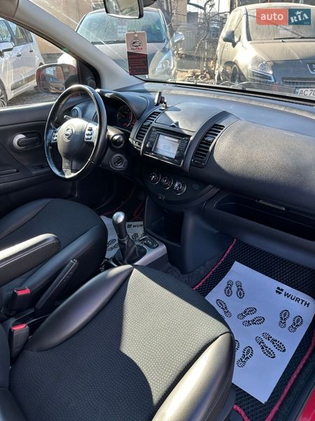 Хэтчбек Nissan Note 2013 в Смеле