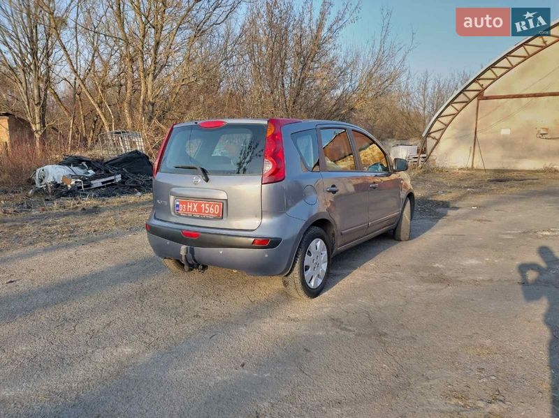 Хетчбек Nissan Note 2006 в Луцьку