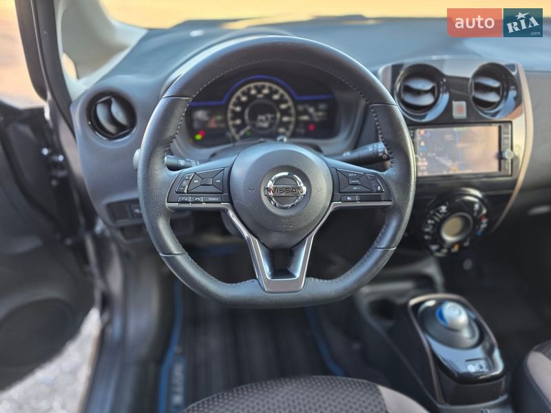 Хэтчбек Nissan Note 2018 в Одессе