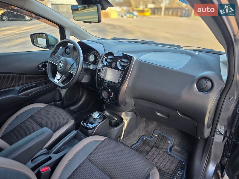 Хэтчбек Nissan Note 2018 в Одессе