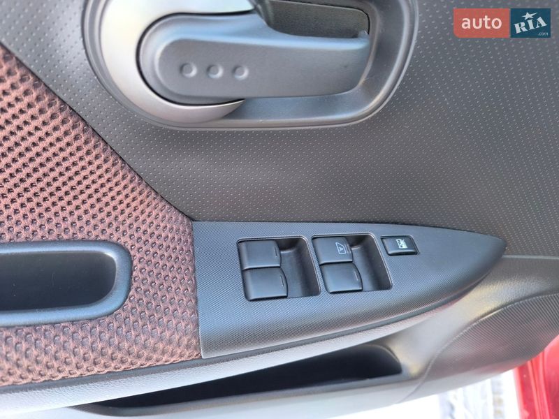 Хетчбек Nissan Note 2007 в Києві фото 48 Хетчбек Nissan Note 2007 в Києві