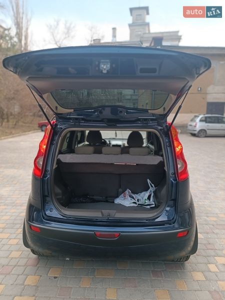 Хэтчбек Nissan Note 2006 в Одессе